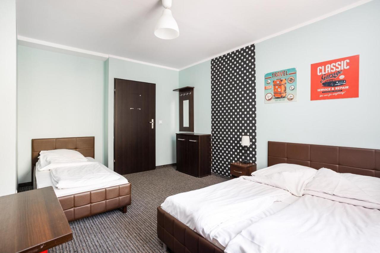 Shick Hostel Wrocław Eksteriør billede