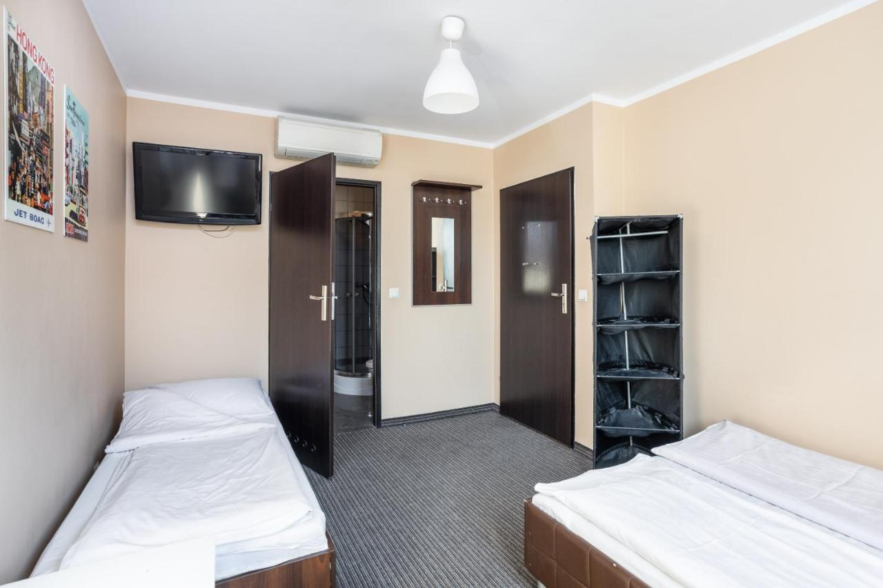 Shick Hostel Wrocław Eksteriør billede