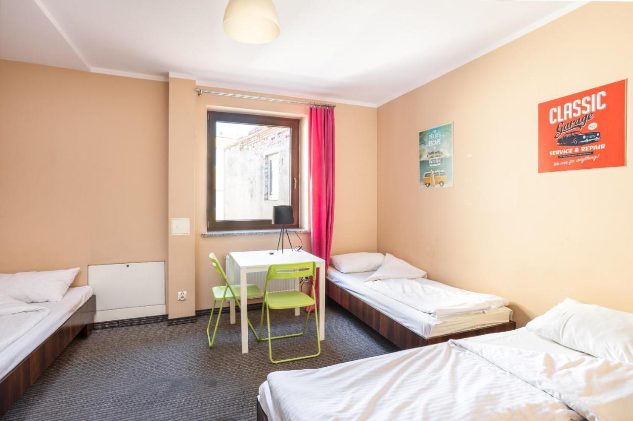 Shick Hostel Wrocław Eksteriør billede